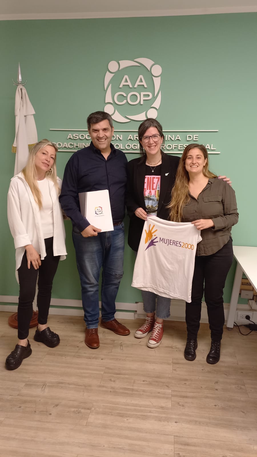 CONVENIO MARCO ENTRE LA AACOP Y FUNDACIÓN MUJERES 2000 | imagen 7